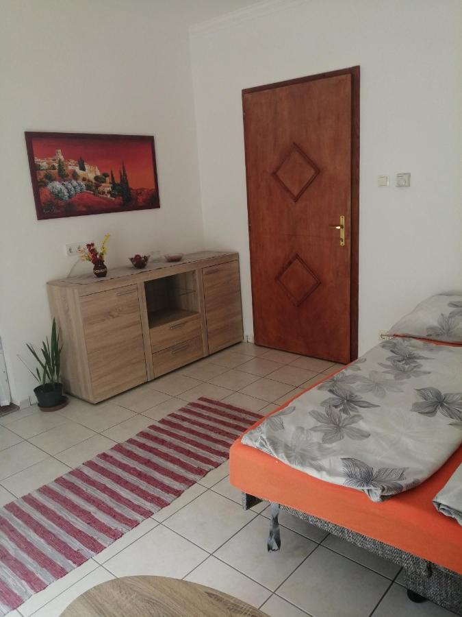 Apartman Pavai Hajdúszoboszló Extérieur photo